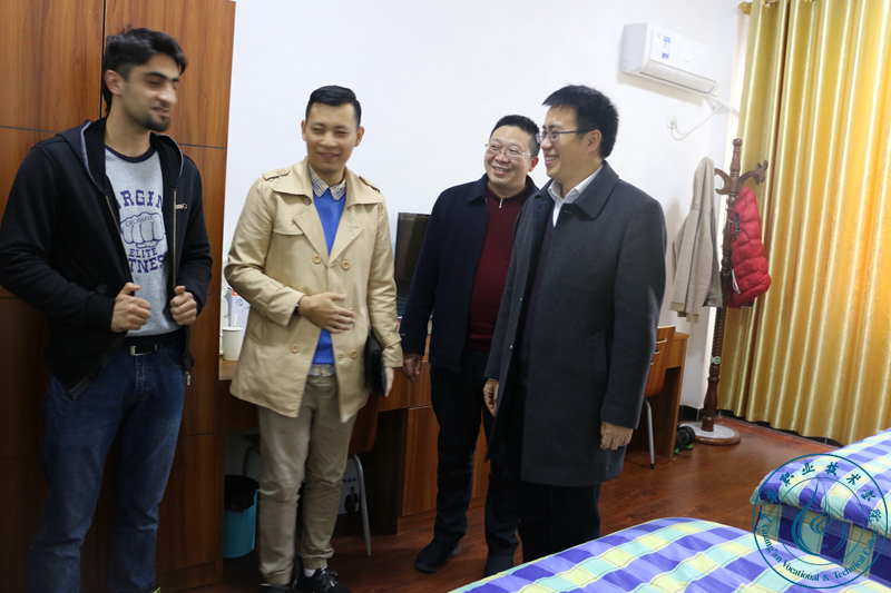 了解留学生生活情况 了解留学生生活情况